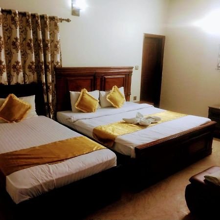 Luxury Living Rooms Near Agha Khan, Millennium, Nueplex Karachi Eksteriør billede