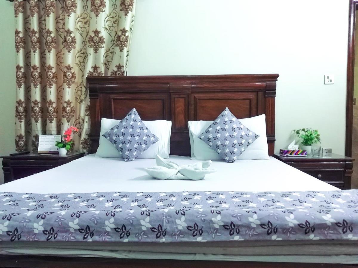 Luxury Living Rooms Near Agha Khan, Millennium, Nueplex Karachi Eksteriør billede
