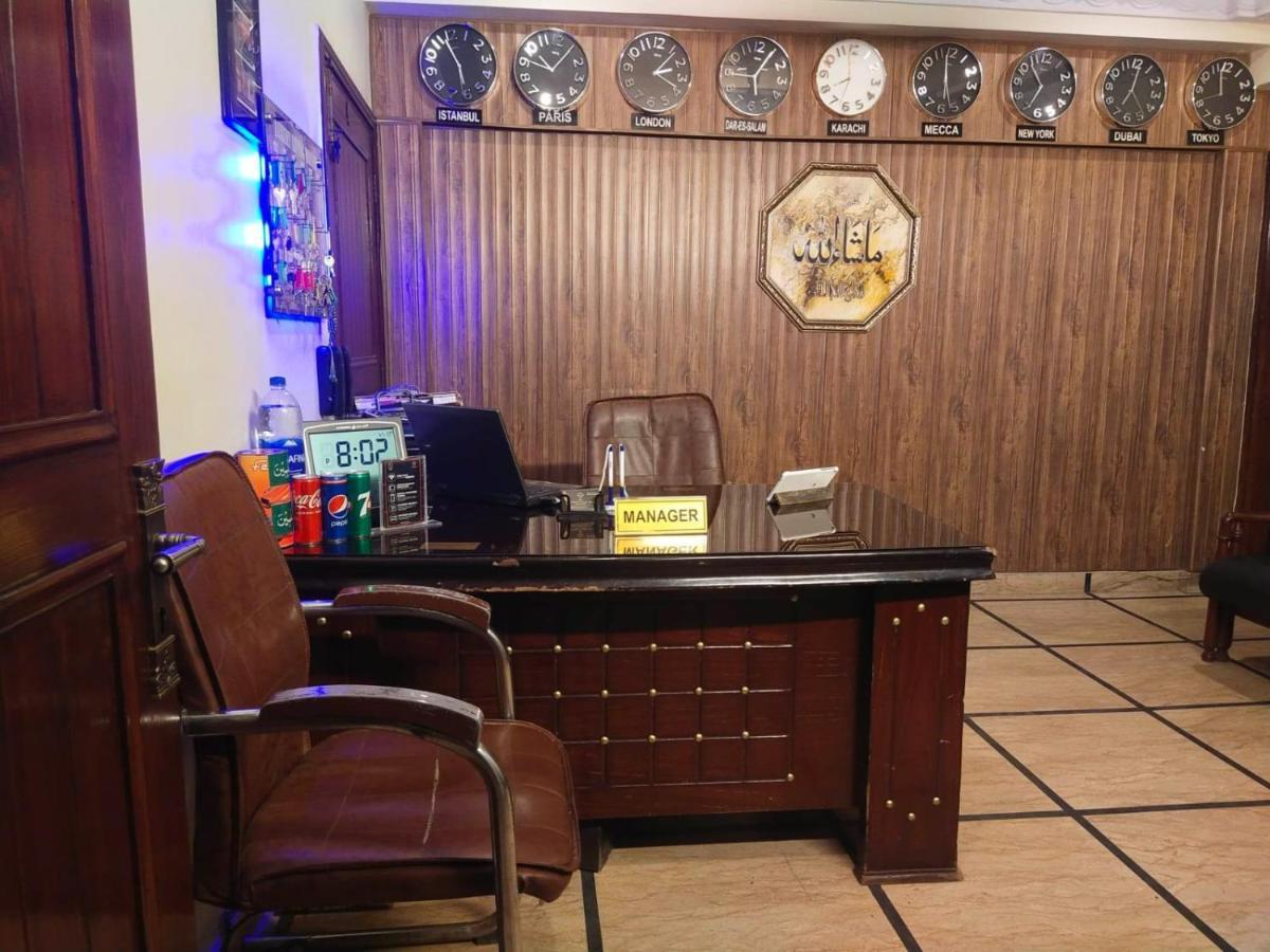Luxury Living Rooms Near Agha Khan, Millennium, Nueplex Karachi Eksteriør billede